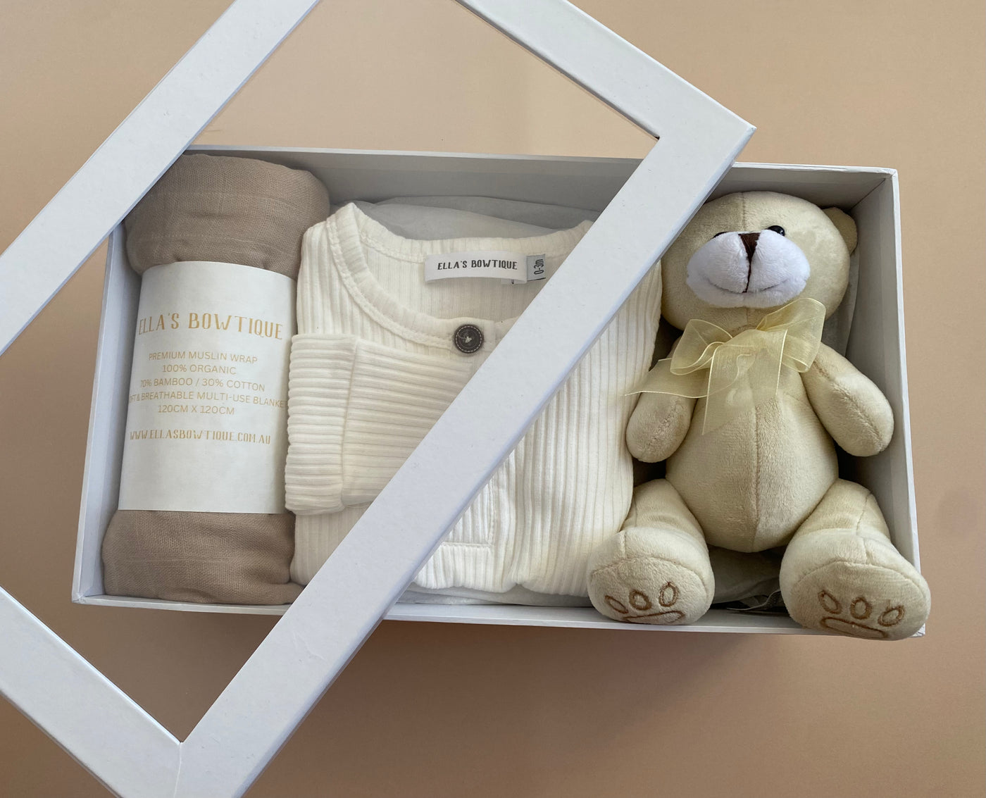 Neutral Baby Gift Box